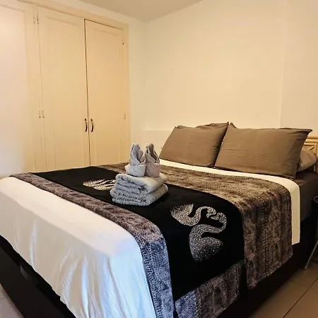 Americas Camison With Pool And Patio 7 By Tenerife365 * פלאייה דה לאס אמריקס