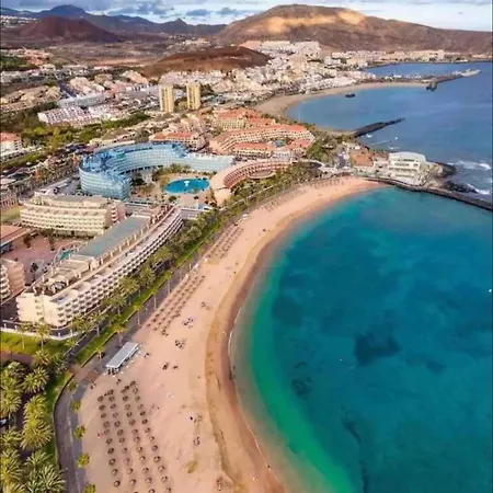 Americas Camison With Pool And Patio 7 By Tenerife365 דירה *