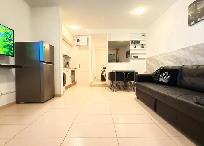 Apartment Americas Camison With Pool And Patio 7 By Tenerife365 *