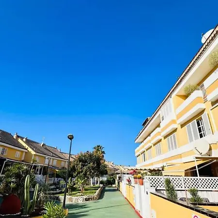 Americas Camison Pool And Patio 7 * Playa de las Américas
